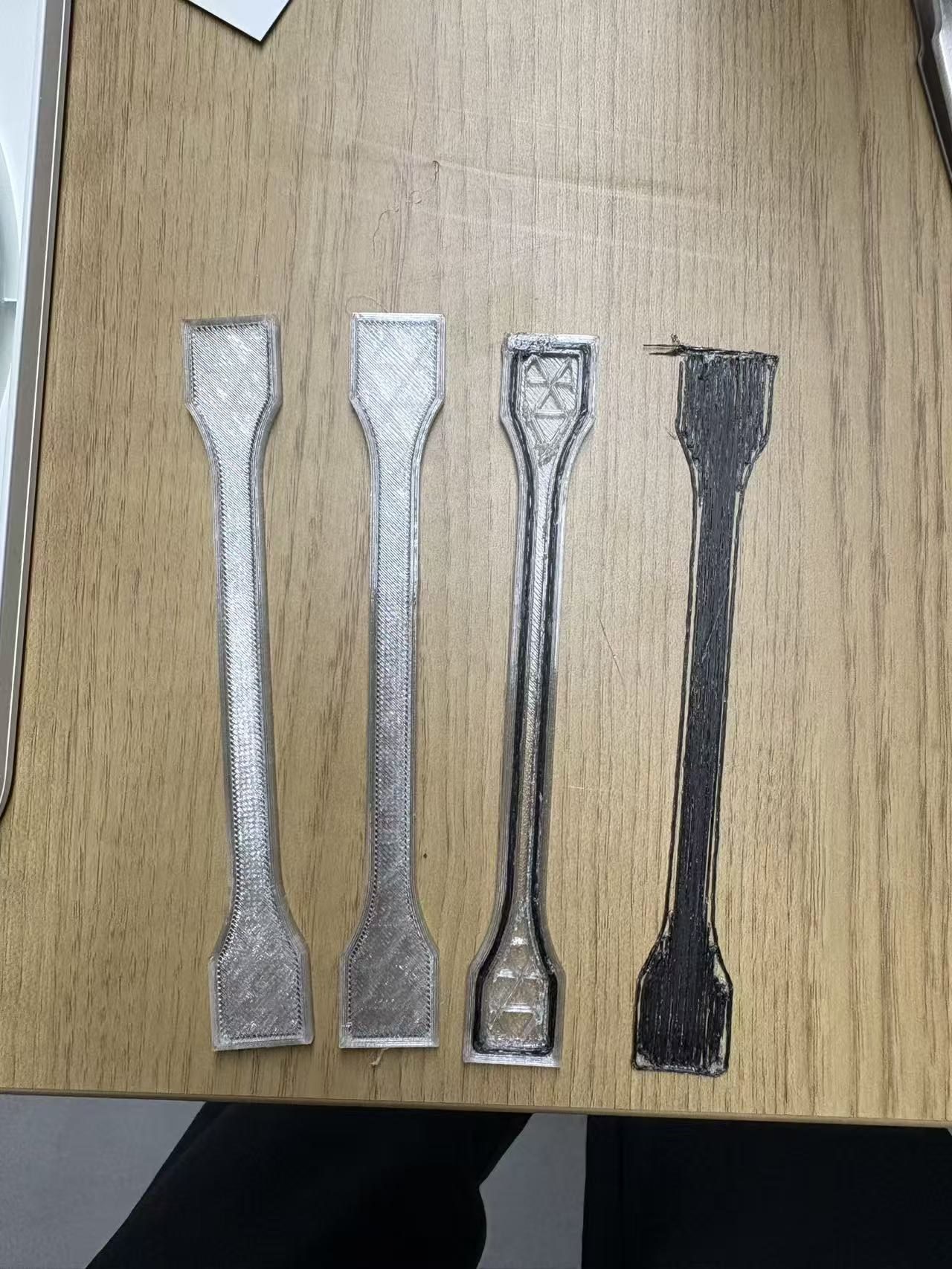 汽车轻量化部件与测试试样